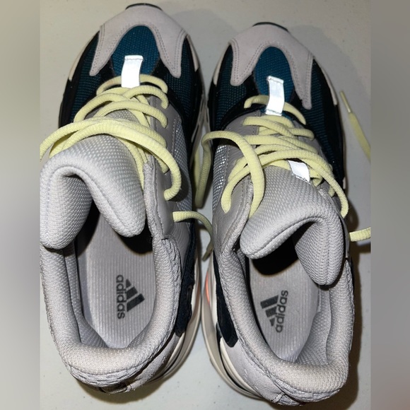 Yeezy Boost 700 Wave runner - Picture 6 of 11